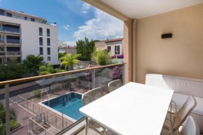 2p, piscine, terrasse, proche mer, idéal télétravail